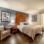 818 Hotel + Pool, Ascend Hotel Collection By Choice