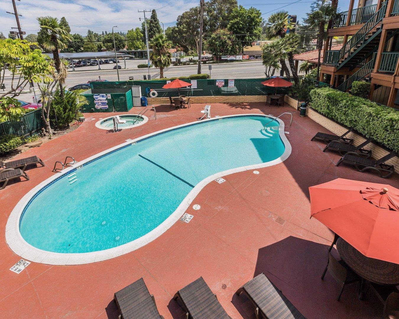 818 + Pool, Ascend Collection By Choice Hotel Los Ángeles
