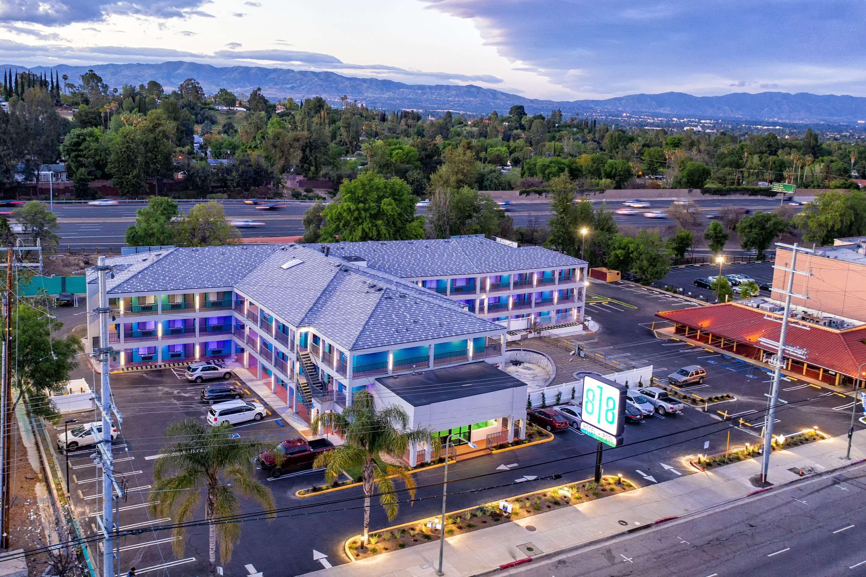 Hotel 818 + Pool, Ascend Collection By Choice Los Ángeles